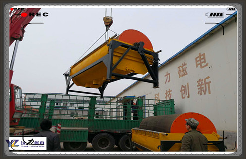 磁選機(jī)，磁選機(jī)磁場強(qiáng)度降低的主要表現(xiàn)有哪些？_鐵礦磁選機(jī)磁場強(qiáng)度降低的主要表現(xiàn)有哪些？磁場一般為多少_磁塊如何排列 